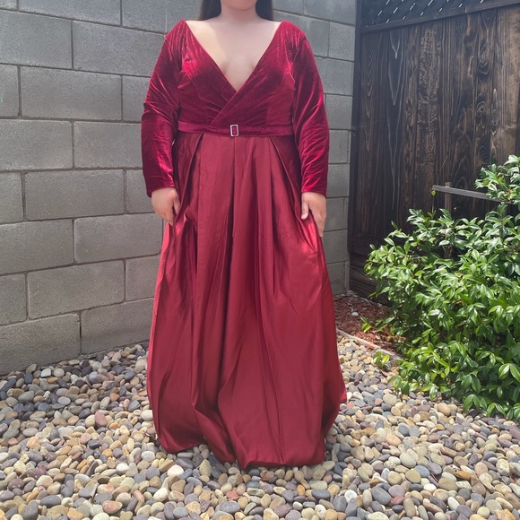 Velvet Satin Dress - Picture 2 of 11